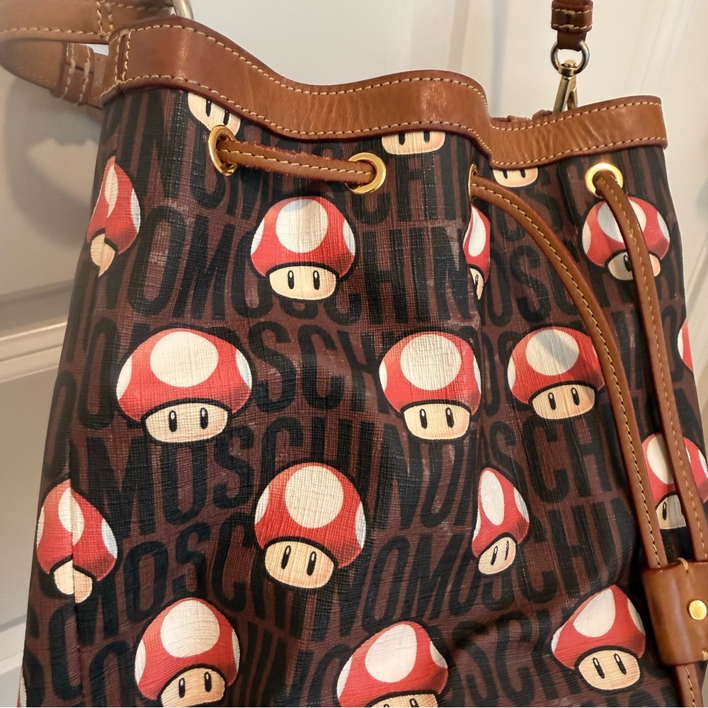 Moschino Couture Jeremy Scott Super Mario Mushroom Bucket Bag Nintendo Rare 1 UP - Picture 6 of 15